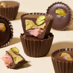 Raspberry & Pistachio Chocolate Selector